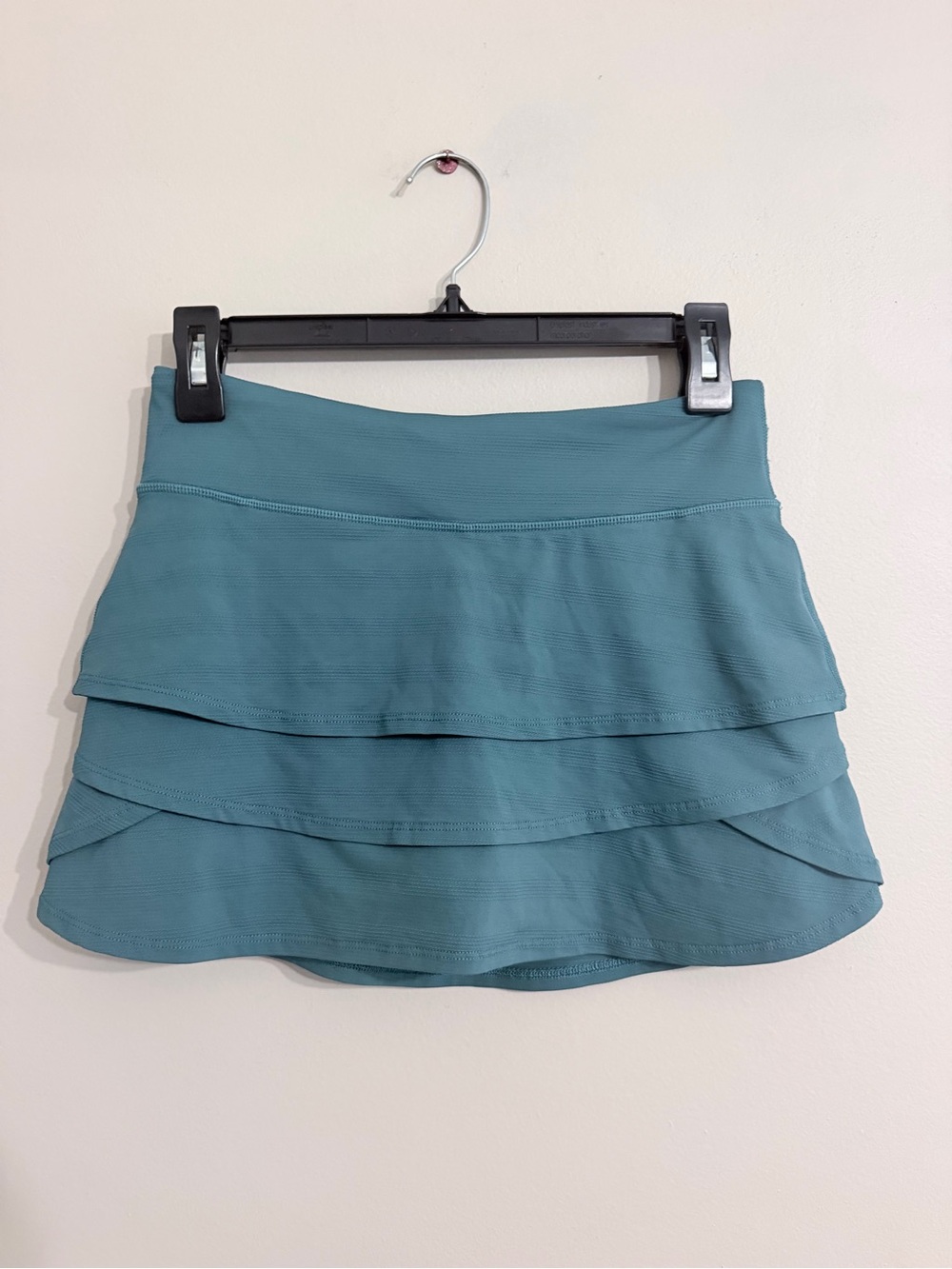 Athleta Girl blue print tennis swing skort with built-in shorts. Size: 14